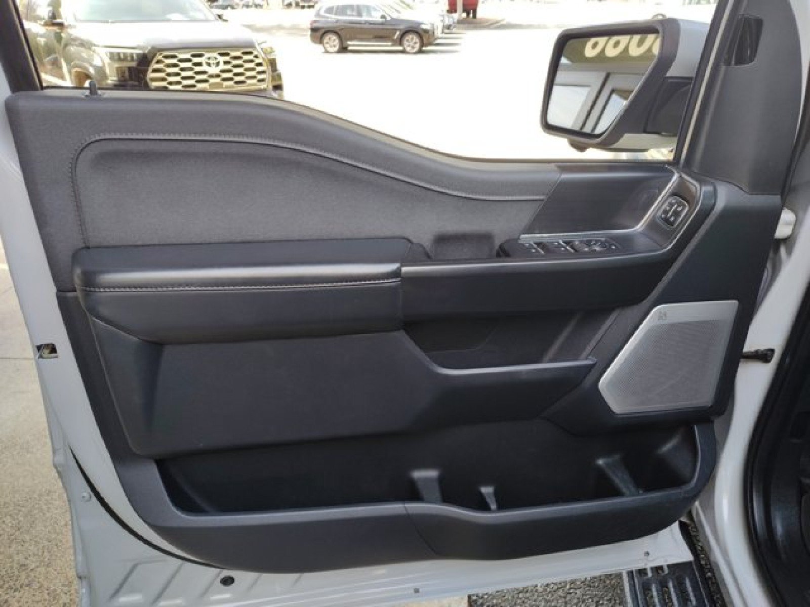 Used 2023 Ford F150 Raptor AWD/4WD image 20
