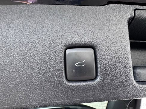 Certified 2024 Ford Escape ST-Line w/ Tech Pack #1 image 40