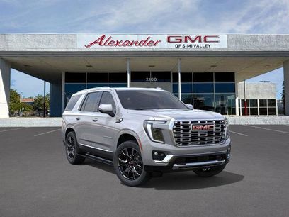New 2025 GMC Yukon Denali w/ Sun & Power Step Package
