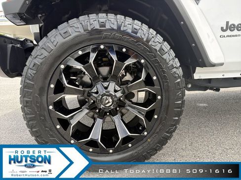 New 2024 Jeep Gladiator Sport AWD/4WD image 11