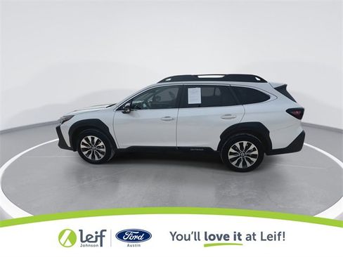 Used 2025 Subaru Outback Limited image 7