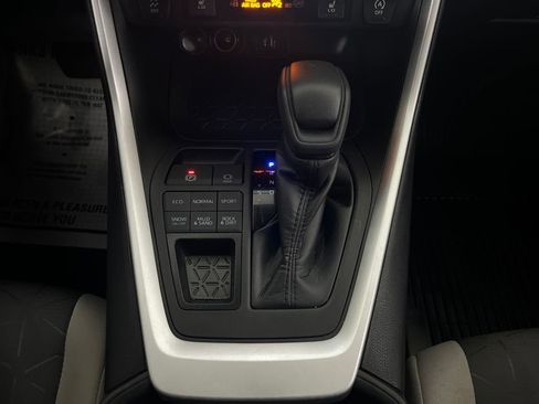 Used 2023 Toyota RAV4 XLE image 72