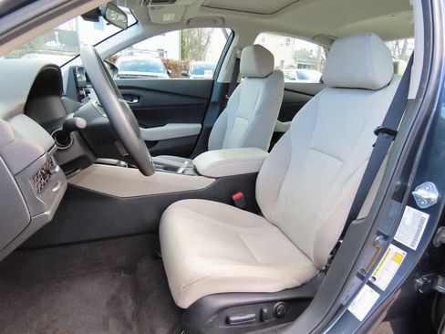 Used 2024 Honda Accord EX image 11