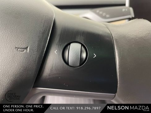 Used 2023 Tesla Model 3 Standard Range image 24