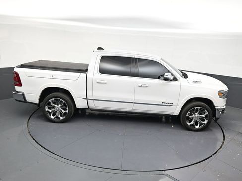 Used 2024 RAM 1500 Limited AWD/4WD image 19