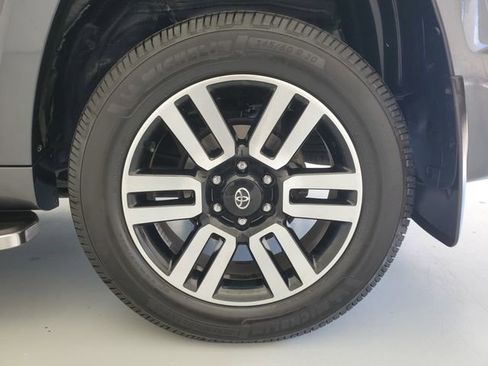 Used 2022 Toyota 4Runner Limited RWD image 10