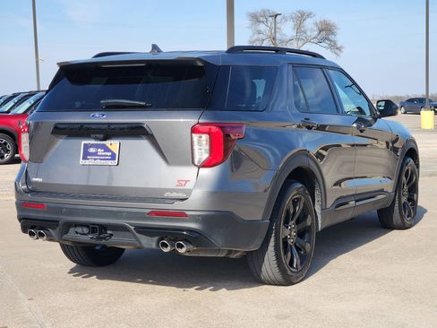 Used 2023 Ford Explorer ST w/ Equipment Group 401A image 5