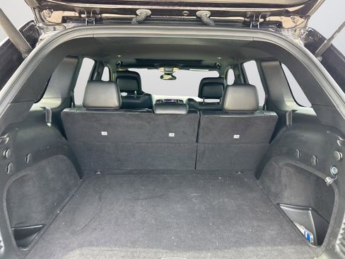 Used 2020 Jeep Grand Cherokee Limited RWD image 39