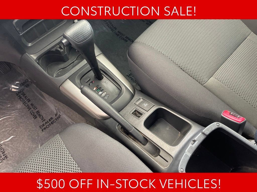 Used 2004 Toyota RAV4 4WD image 9