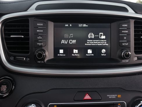 Used 2020 Kia Sorento EX FWD image 21