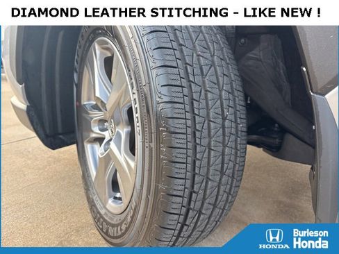 Used 2025 Toyota RAV4 XLE image 20