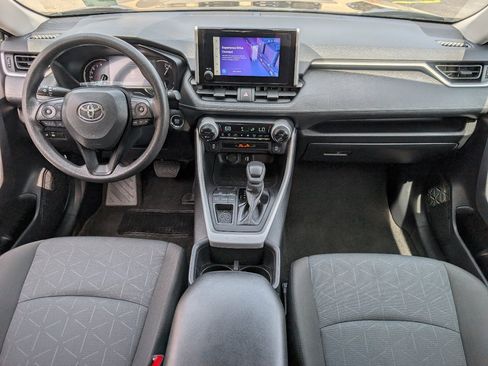 Used 2024 Toyota RAV4 XLE image 4