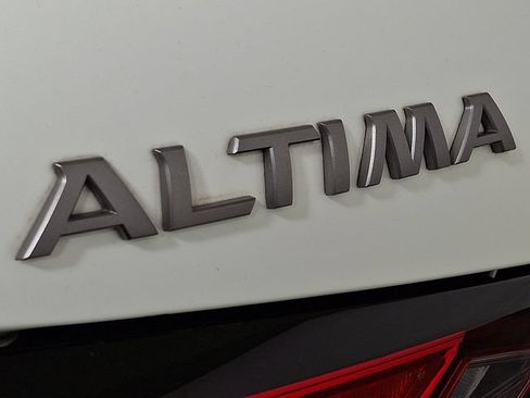 Used 2023 Nissan Altima 2.5 SV AWD/4WD image 30