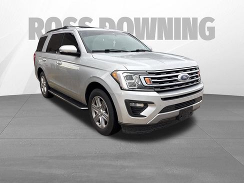 Used 2019 Ford Expedition XLT w/ Equipment Group 202A RWD image 3