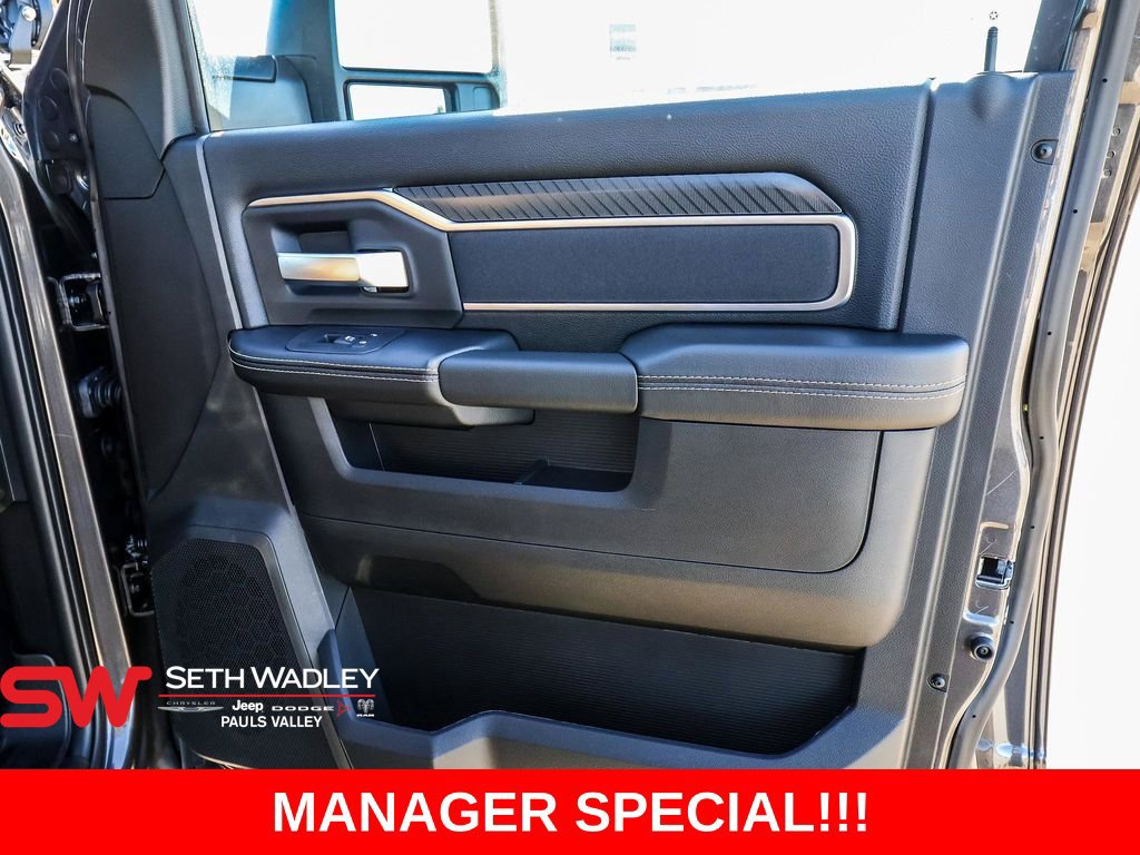 New 2025 RAM 2500 Big Horn AWD/4WD image 29