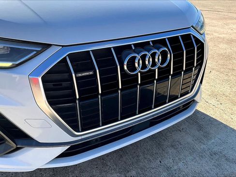 Used 2019 Audi Q3 2.0T Premium Plus image 28