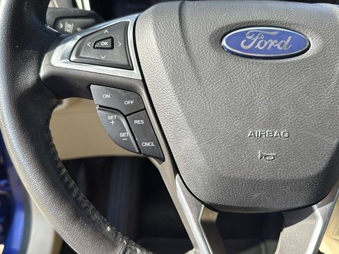 Used 2013 Ford Fusion SE image 16