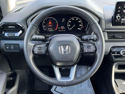 Used 2023 Honda Pilot Touring image 14