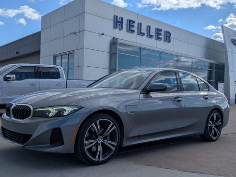 Used 2023 BMW 330e xDrive w/ Premium Package AWD/4WD image 3