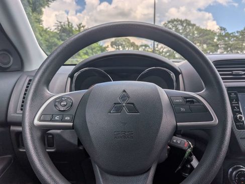 Used 2025 Mitsubishi Outlander Sport AWD image 25