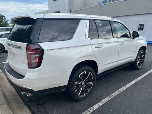 Used 2024 Chevrolet Tahoe High Country w/ Advanced Technology Package AWD/4WD image 3