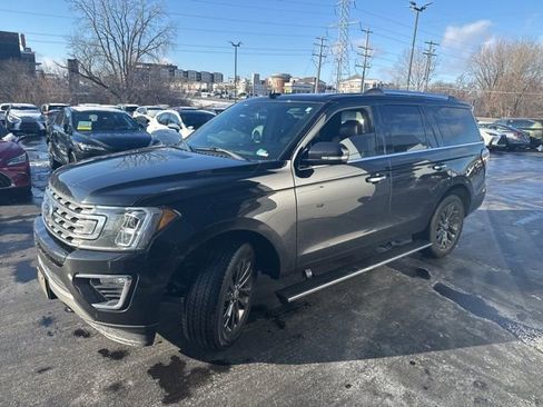 Used 2019 Ford Expedition Limited w/ Equipment Group 301A image 2