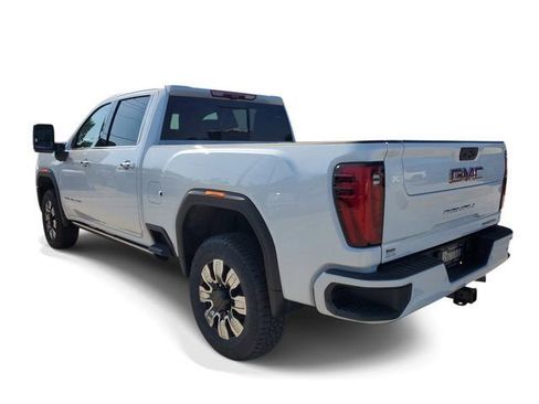 New 2026 GMC Sierra 2500 Denali w/ Denali Reserve Package AWD/4WD image 4