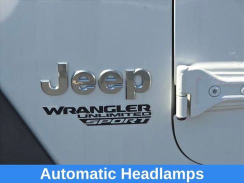 Used 2018 Jeep Wrangler Unlimited Sport S image 23