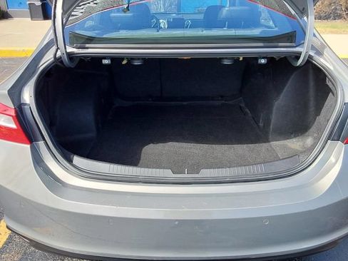Used 2018 Chevrolet Malibu LT w/ True North Edition FWD image 10