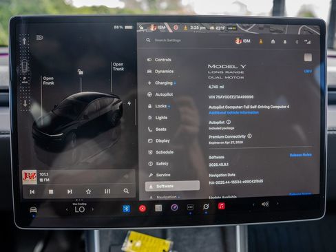 Used 2026 Tesla Model Y Long Range image 9