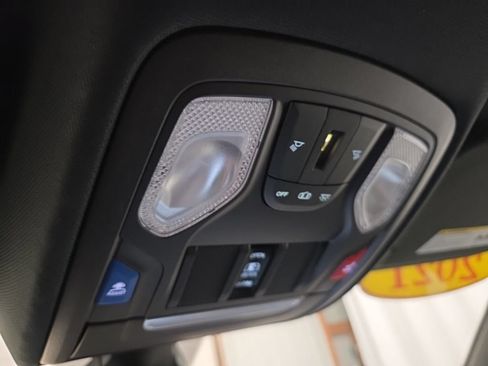 Used 2021 RAM 1500 Big Horn AWD/4WD image 22