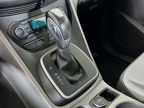 Used 2014 Ford C-MAX SE w/ Equipment Group 203A FWD image 22