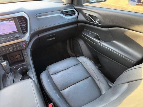 Used 2017 GMC Acadia SLT image 15