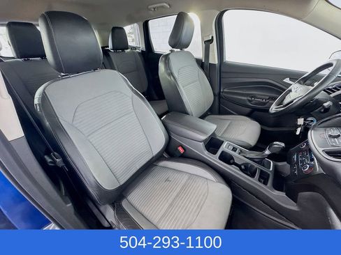 Used 2018 Ford Escape SE w/ SE Sport Appearance Package FWD image 23