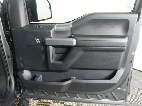 Used 2017 Ford F150 XLT w/ Equipment Group 302A Luxury AWD/4WD image 36