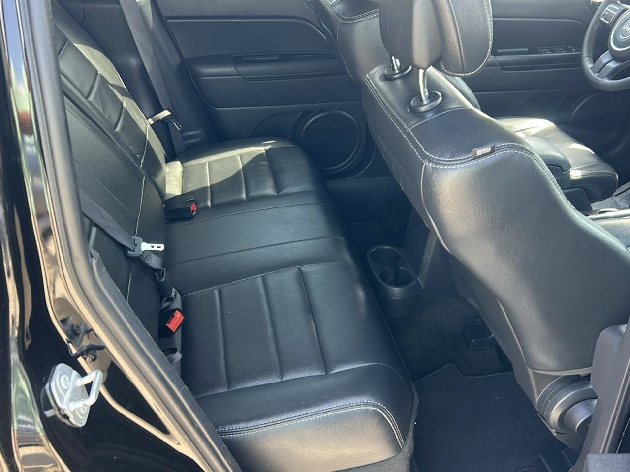 Used 2017 Jeep Patriot High Altitude FWD image 15