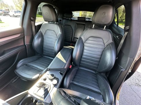 Used 2018 Alfa Romeo Stelvio Ti Sport AWD/4WD image 14