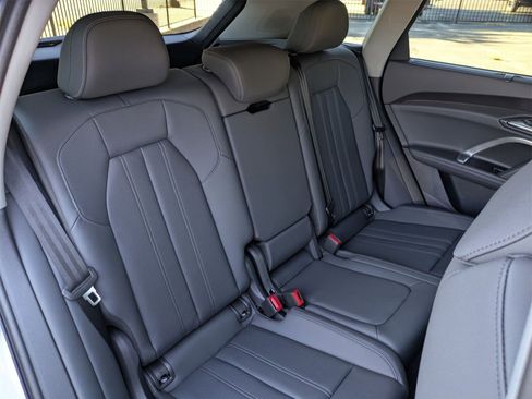 New 2025 Audi Q5 Premium Plus image 11