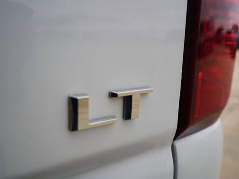 Used 2024 Chevrolet Silverado 2500 LT AWD/4WD image 6