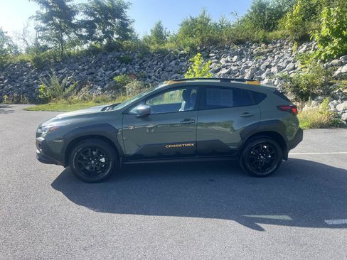 Used 2025 Subaru Crosstrek 2.5i Wilderness w/ Crosstrek Mirror Package AWD/4WD image 4