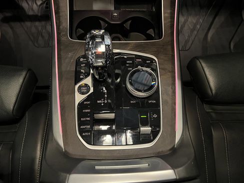 Used 2022 BMW X5 xDrive45e w/ M Sport Package image 21