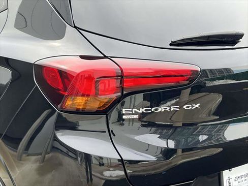 Used 2023 Buick Encore GX Select w/ Sport Touring Package image 11
