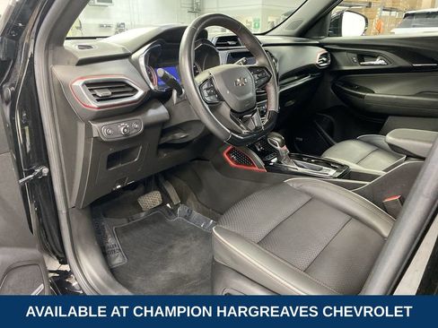 Certified 2022 Chevrolet TrailBlazer RS w/ Technology Package AWD/4WD image 13