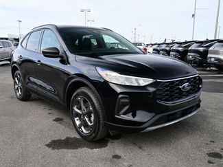 Used 2025 Ford Escape ST-Line w/ Tech Pack #1 video 2