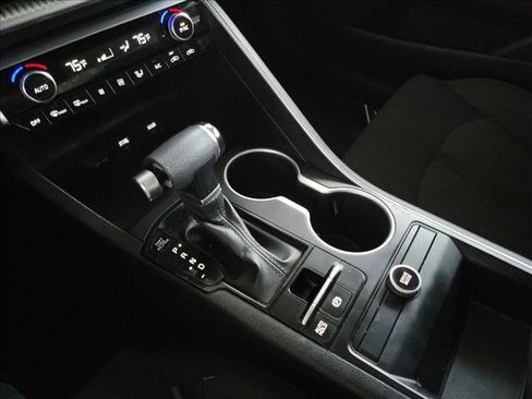 Used 2023 Kia K5 LXS FWD image 23