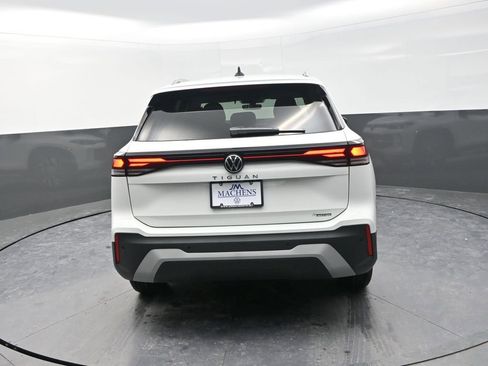 New 2026 Volkswagen Tiguan S AWD/4WD image 9