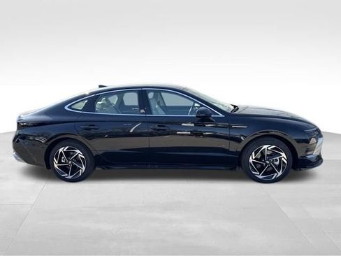 New 2026 Hyundai Sonata SEL FWD image 6
