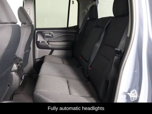 Used 2024 Honda Ridgeline Sport image 10
