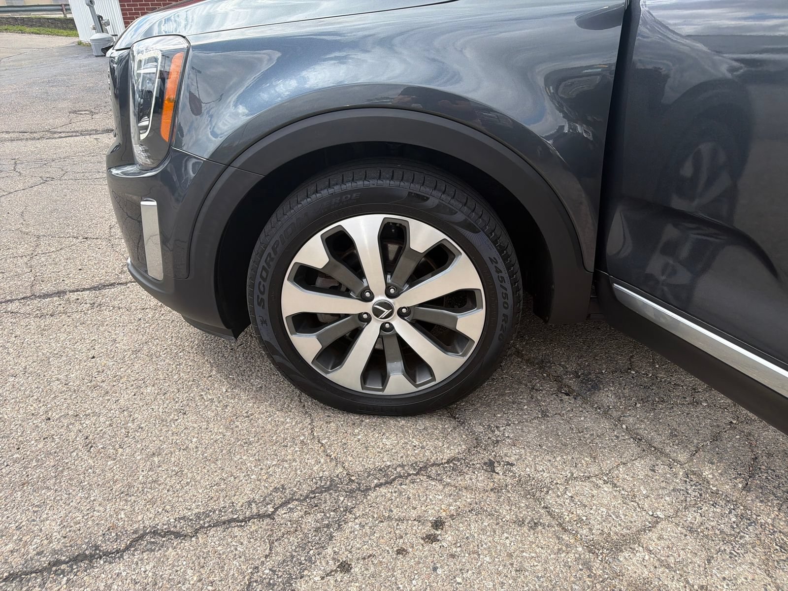 Used 2021 Kia Telluride S AWD/4WD image 30