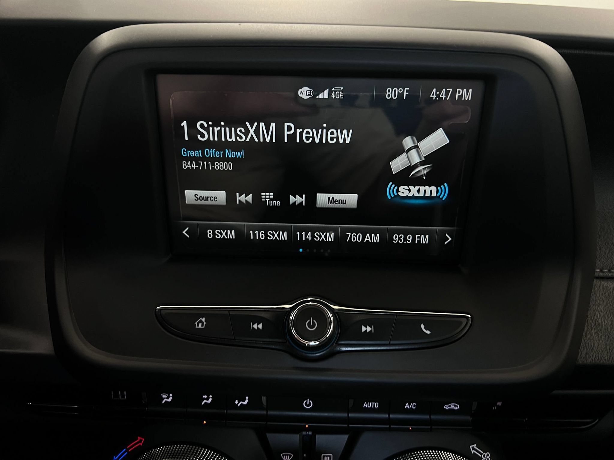 Used 2017 Chevrolet Camaro LT RWD image 16